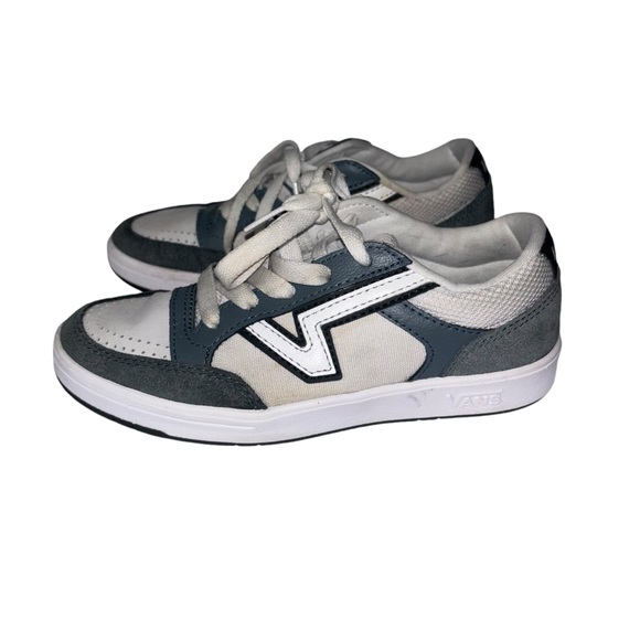 Vans Lowland CC ComfyCush Leather Skate Shoe Authentic Classic Youth Size 3.5C - Picture 1 of 7